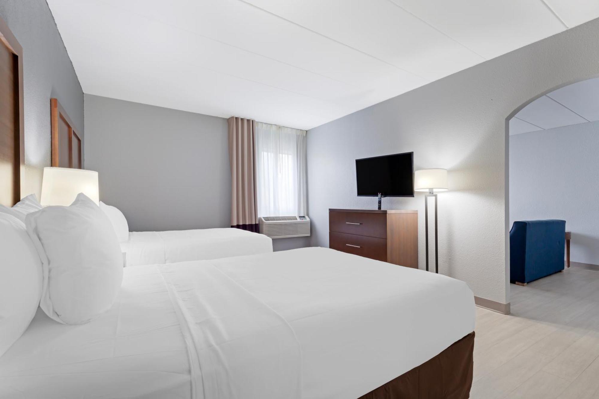 Clarion Hotel & Suites BWI Airport North Балтимор Екстериор снимка