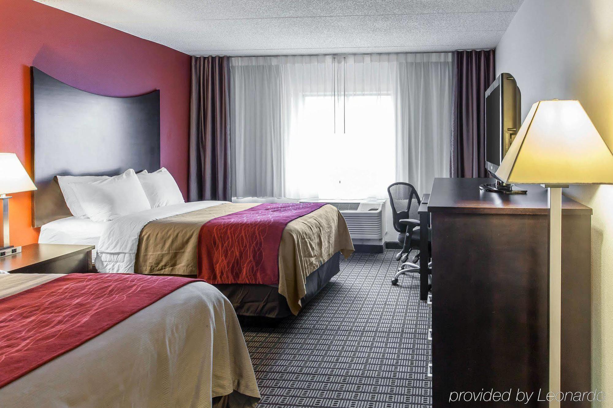 Clarion Hotel & Suites BWI Airport North Балтимор Екстериор снимка