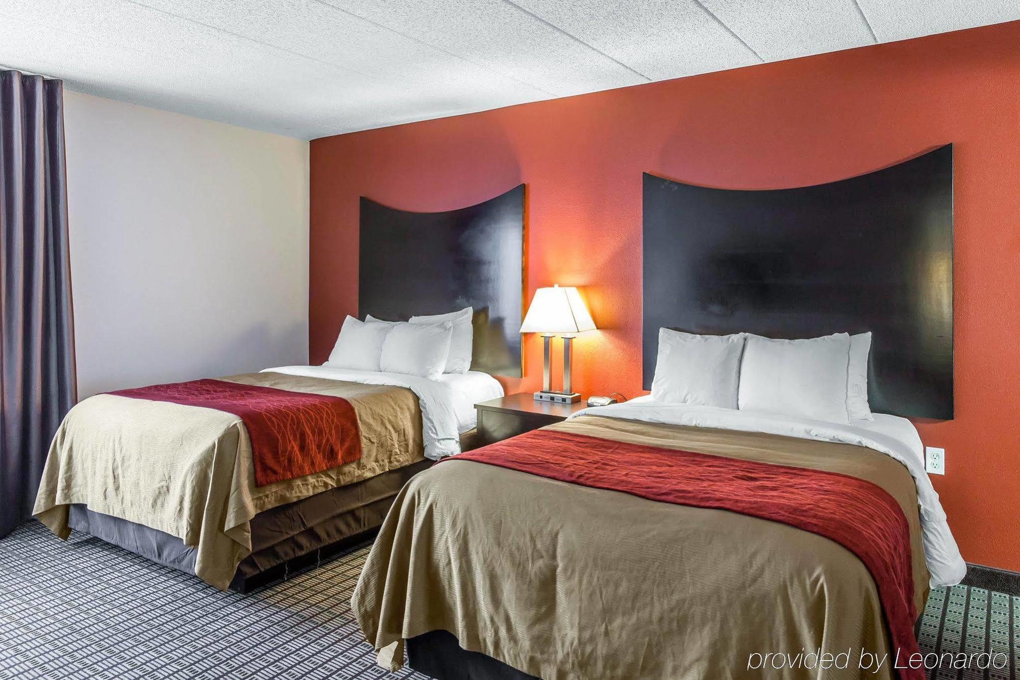 Clarion Hotel & Suites BWI Airport North Балтимор Екстериор снимка